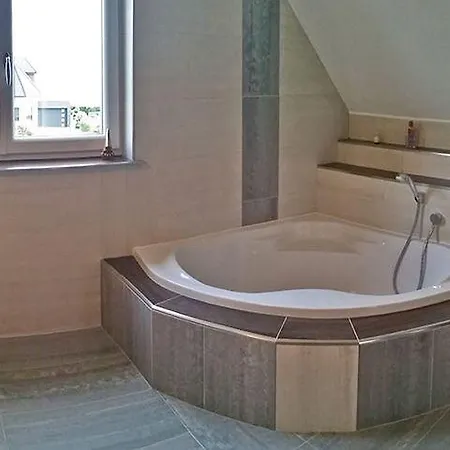 La Esterel & Konukevi Village-Neuf