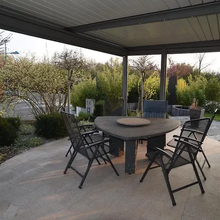 La Esterel & Konukevi 4*